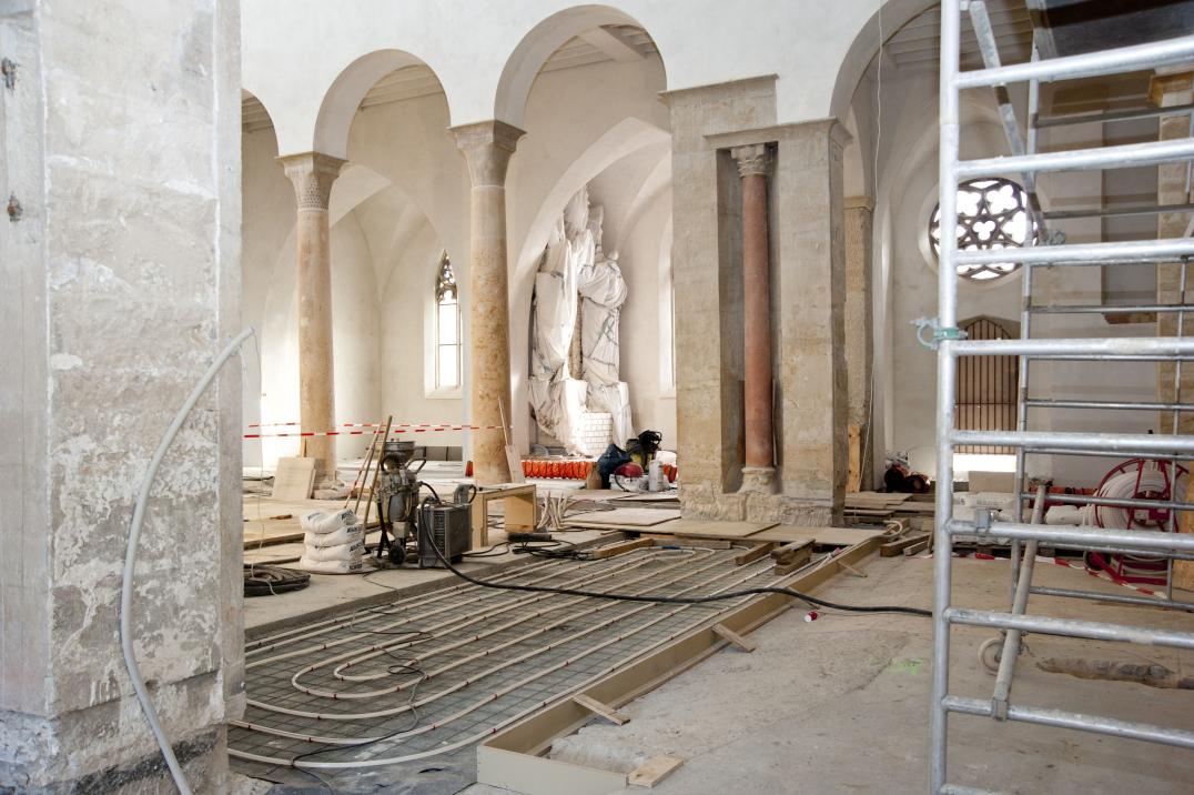 UNESCO Weltkulturerbe St. Michael in Hildesheim, unter der ehemaligen Orgelempore; (c) Bischöfliche Pressestelle Hildesheim, Ina Funk, Hornemann Kolleg 4